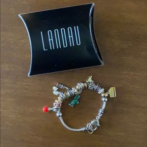 🦋 NYC charm bracelet